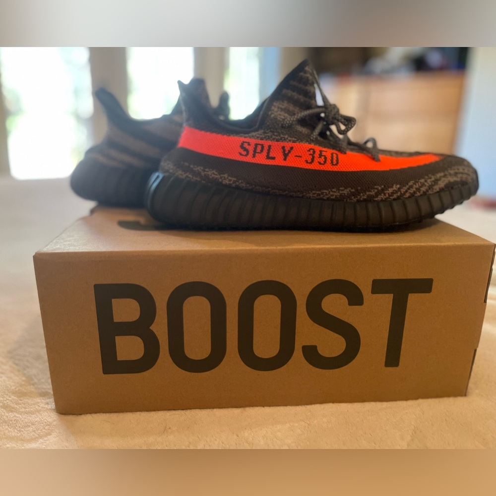 Adidas Yeezy Boost 350 V2 NIB Beluga sneakers men’s size 12